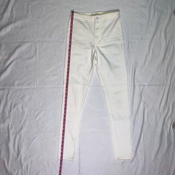Bullhead Denim Co. Uber High Rise Skinniest White Jeans – Size 7 - Picture 5 of 12